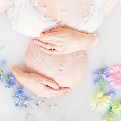 Maternity Milk Bath photohgraphy